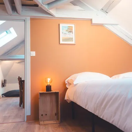 Lägenhet Le Nid Daigle - Spacieux Sous Les Toits