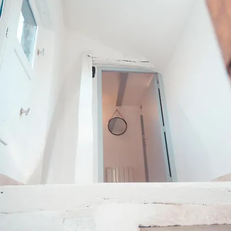 Le Nid Daigle - Spacieux Sous Les Toits Daire Tours