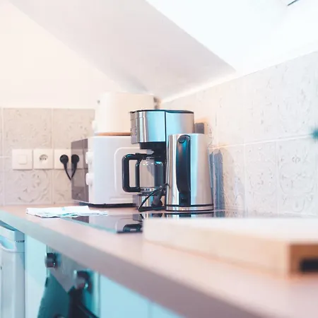 Le Nid Daigle - Spacieux Sous Les Toits Tours