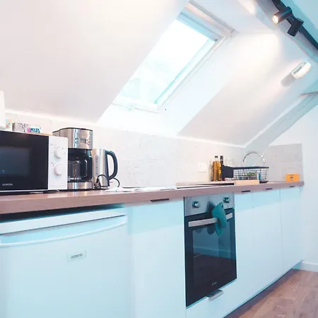 Daire Le Nid Daigle - Spacieux Sous Les Toits Tours