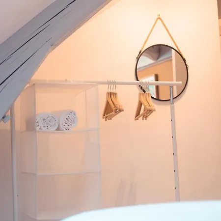 Le Nid Daigle - Spacieux Sous Les Toits * Tours